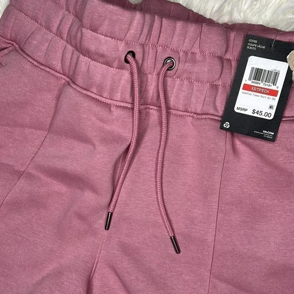 Under Armour NWT Essential Fleece Short 4” Size XS - Picture 8 of 9